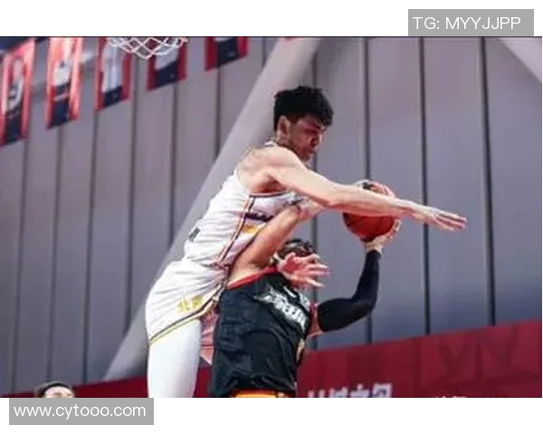 CBA广厦与上海激战现场视频回顾精彩瞬间与精彩表现分析